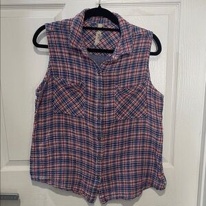 Seven 7 Plaid Sleeveless Button-Up Shirt